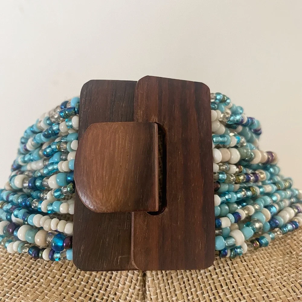 Unique Vintage Aqua Blue and White Beaded Necklace with carved wood clasp - Picture 5 of 9